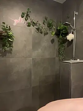 AdelinaAlia online show from October 3, 2025, 4:59 pm