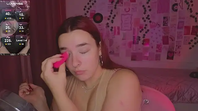 CookyDaisy online show from October 11, 2025, 6:39 pm