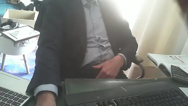 shyfrenchcock1 online show from March 6, 2025, 1:14 pm