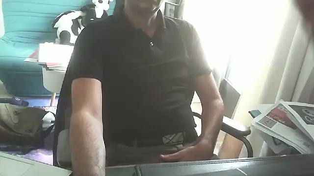 shyfrenchcock1 online show from October 22, 2025, 12:38 pm