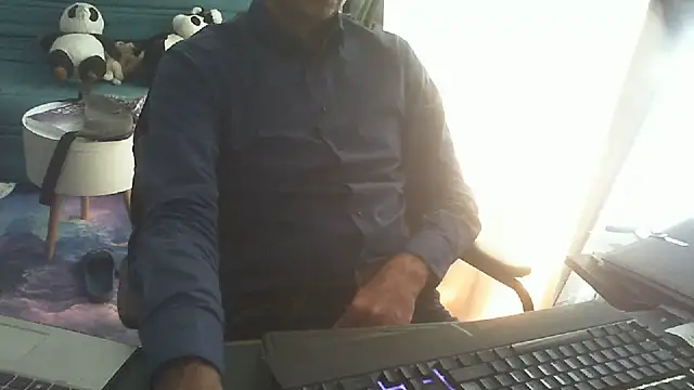 Snapshot of shyfrenchcock1 chatting on June 29, 2026, 8:31 am shyfrenchcock1 online show from June 29, 2026, 8:31 am