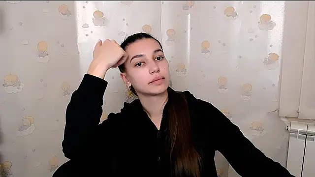 KarolinaRosse  online show from February 4, 2025, 10:00 am