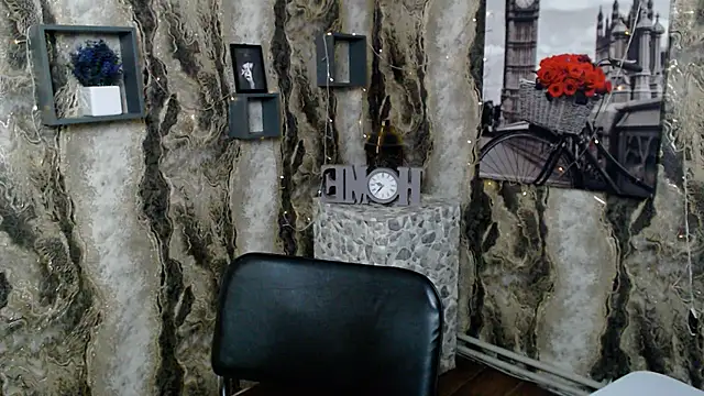 KarolinaRosse  online show from February 5, 2025, 7:07 am