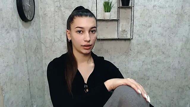 KarolinaRosse  online show from February 9, 2025, 9:58 am