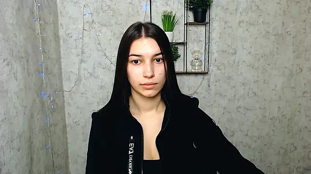 KarolinaRosse  online show from February 28, 2025, 7:05 am