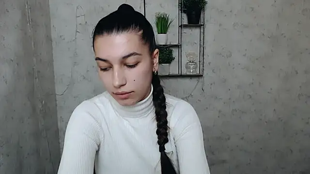 KarolinaRosse  online show from March 4, 2025, 10:02 am