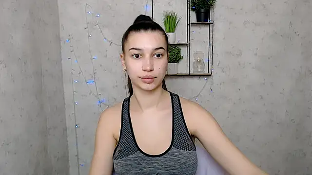 KarolinaRosse  online show from March 18, 2025, 10:36 am