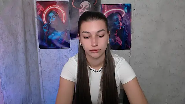 KarolinaRosse  online show from September 23, 2025, 5:10 am