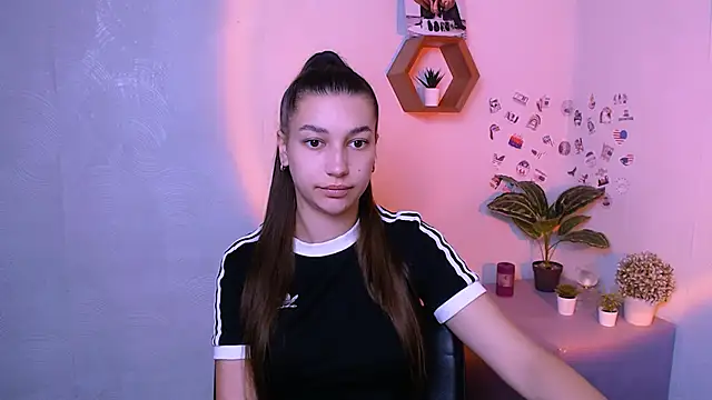 KarolinaRosse  online show from September 30, 2025, 5:12 am