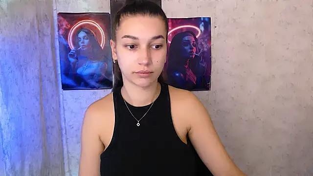 KarolinaRosse  online show from October 20, 2025, 5:41 am