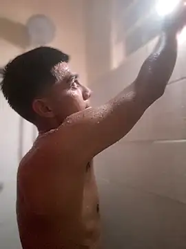 SkinnyHot444 online show from December 7, 2024, 9:50 am