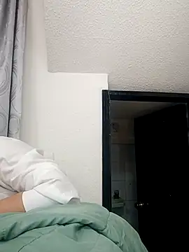 VIOLETA-25  online show from March 20, 2025, 3:36 pm