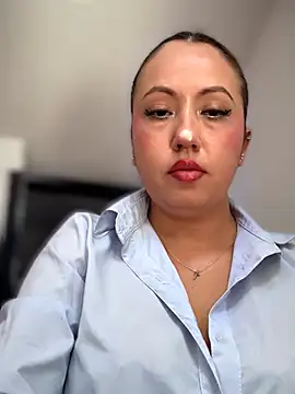 Snapshot of VIOLETA-25_ chatting on July 22, 2026, 1:58 pm VIOLETA-25 online show from July 22, 2026, 1:58 pm