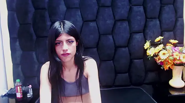 Morgana Smit online show from December 17, 2024, 2:33 am