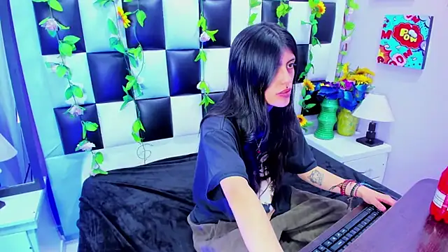 Morgana Smit online show from September 26, 2025, 1:37 pm