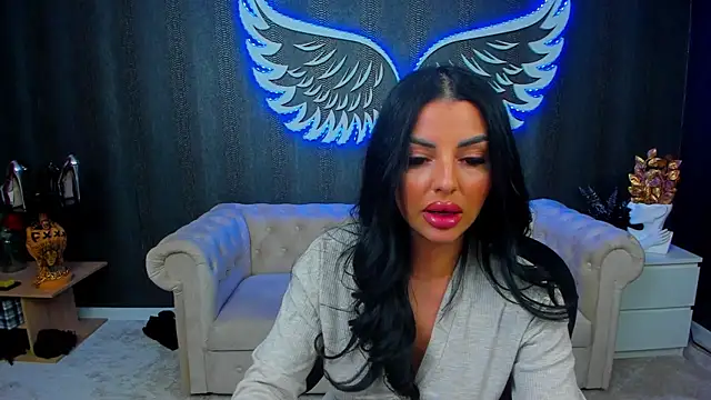 anemarieejolie online show from March 12, 2025, 5:49 pm