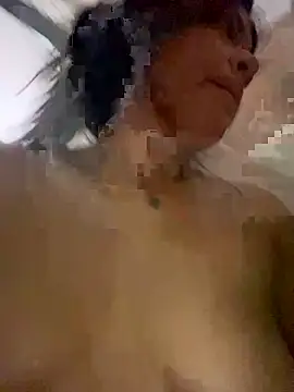 steisy325 online show from September 28, 2025, 4:56 pm