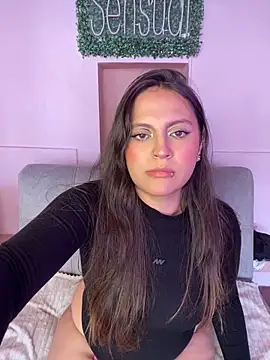 PoliBenett  online show from February 1, 2025, 5:47 pm