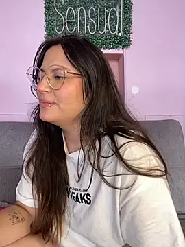 PoliBenett  online show from February 2, 2025, 9:45 pm