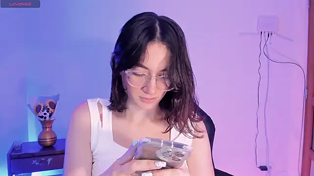 haanna thompsoon online show from December 27, 2024, 6:42 pm