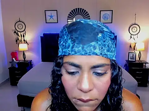 Edelaine rogers online show from April 22, 2026, 5:10 am