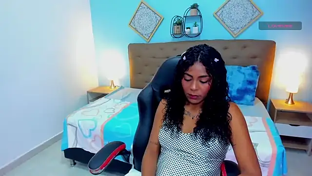 Snapshot of Edelaine_rogers chatting on May 15, 2026, 5:58 am Edelaine rogers online show from May 15, 2026, 5:58 am