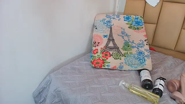 Amy wats0n online show from February 25, 2025, 7:14 pm