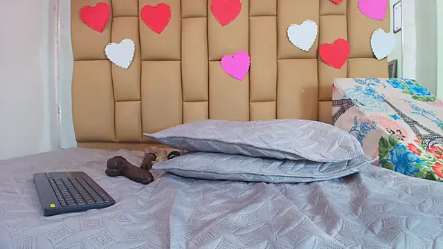 Amy wats0n online show from February 25, 2025, 10:18 pm