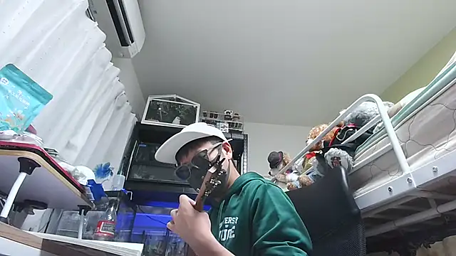 Owl1216 online show from December 23, 2024, 2:07 pm