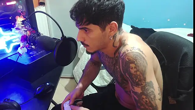 Badboyi1997 online show from October 15, 2025, 12:11 am