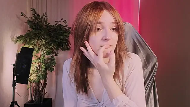 Rita flame online show from September 28, 2025, 12:21 pm