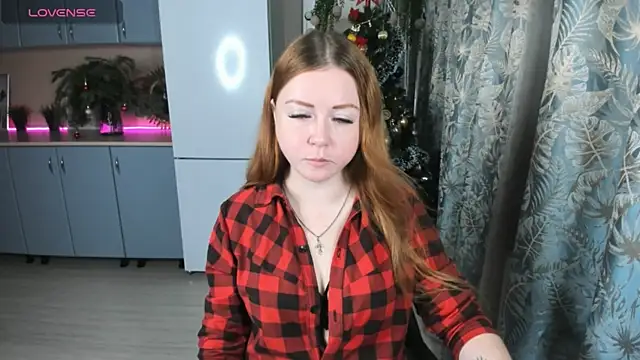 BettyBloom69 online show from December 25, 2024, 4:12 am