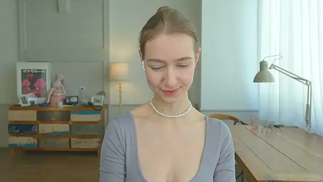 solar bella online show from February 9, 2025, 11:04 am