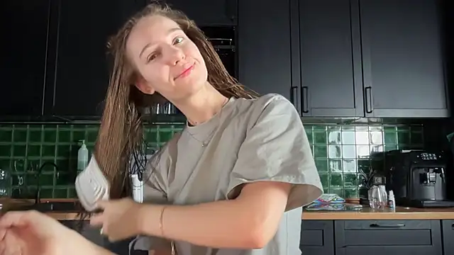 solar bella online show from February 26, 2026, 4:33 am