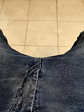 themostnaughtiestguyy online show from April 21, 2026, 4:41 am