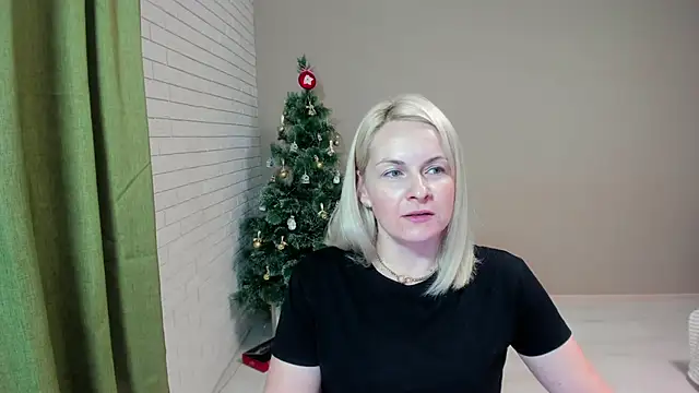 Alicee Gracee online show from January 18, 2025, 7:26 pm