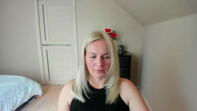 Alicee Gracee online show from October 10, 2025, 8:02 am