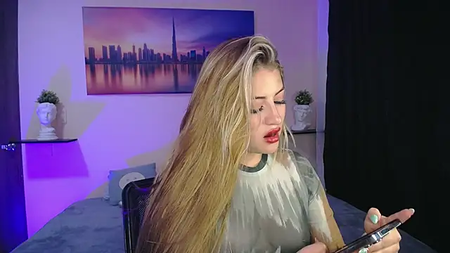 cristal-evanns online show from December 13, 2024, 5:16 am