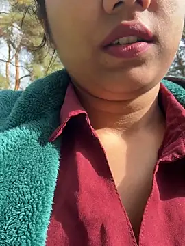 ScarletAss online show from September 18, 2025, 11:12 am