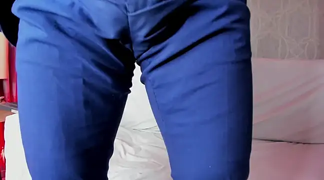 Lucii fer  online show from February 11, 2025, 11:43 am