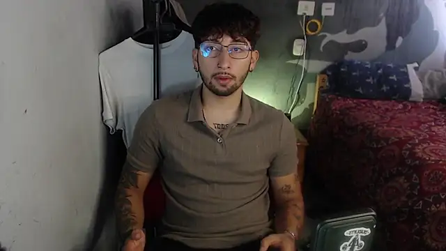 Dereck Dickson online show from November 22, 2025, 6:07 pm