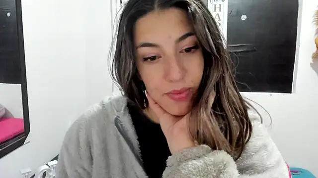 queen-natty online show from January 29, 2025, 2:32 pm