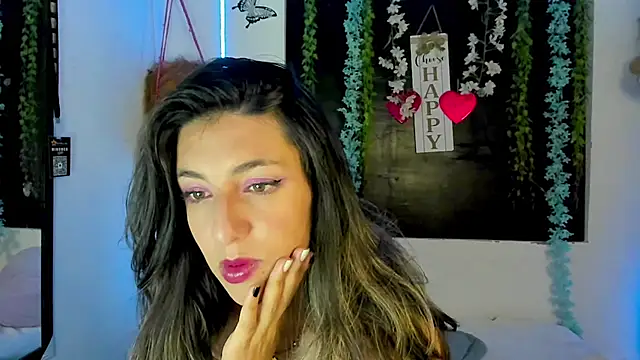 queen-natty online show from February 18, 2026, 1:56 am