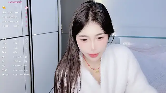 White-Star online show from February 6, 2025, 2:04 pm