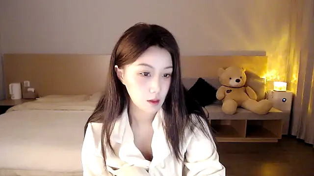 Lucky-baby online show from December 27, 2024, 1:50 pm