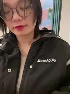 Bella0815 online show from March 1, 2025, 8:13 am