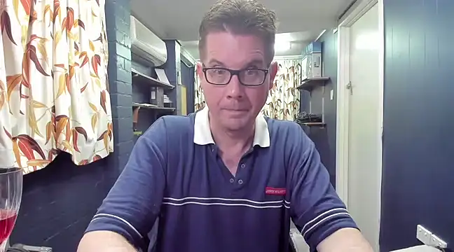 tilobinder online show from December 15, 2024, 4:26 pm