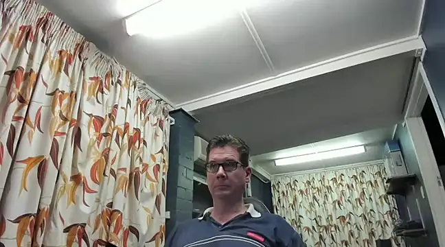 tilobinder online show from January 21, 2025, 1:00 pm