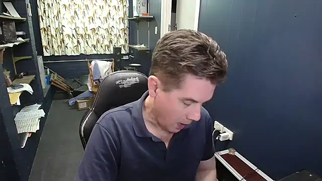 tilobinder online show from April 25, 2026, 3:09 pm