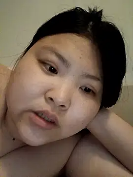Snapshot of hello098712 chatting on May 4, 2026, 9:44 pm hello098712 online show from May 4, 2026, 9:44 pm